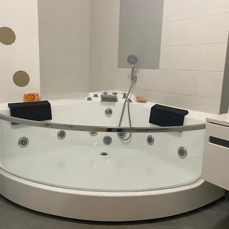 Erlon Duplex Spacieux , Balneo *