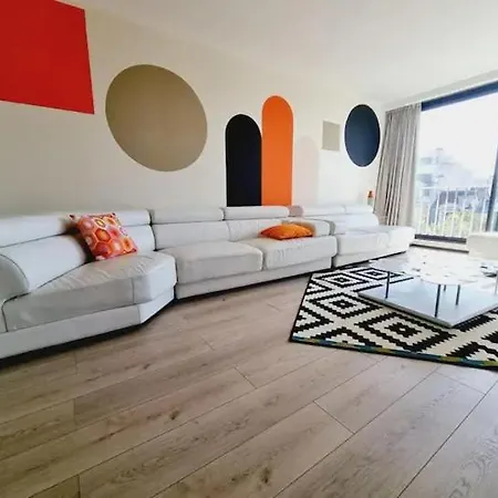 Erlon Duplex Spacieux , Balneo דירה