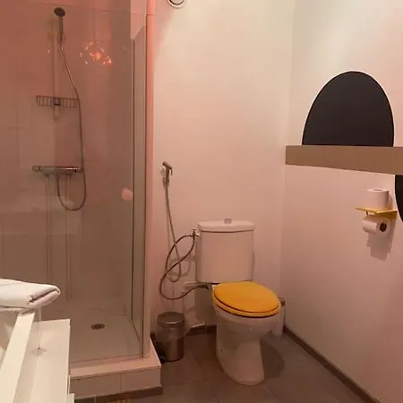 Erlon Duplex Spacieux , Balneo Apartment