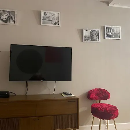Erlon Duplex Spacieux , Balneo Apartment